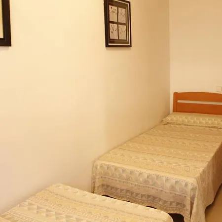 Omega L Estartit Apartman